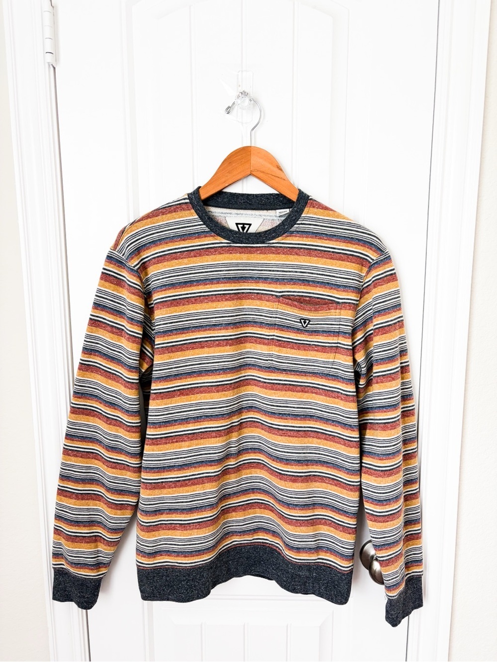 VISSLA Men’s Rivera Crewneck Pocket Sweatshirt in Rust Striped Size Medium